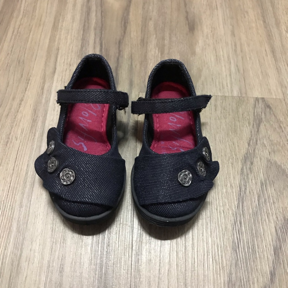 Gently used Blowfish shoes - Size 6